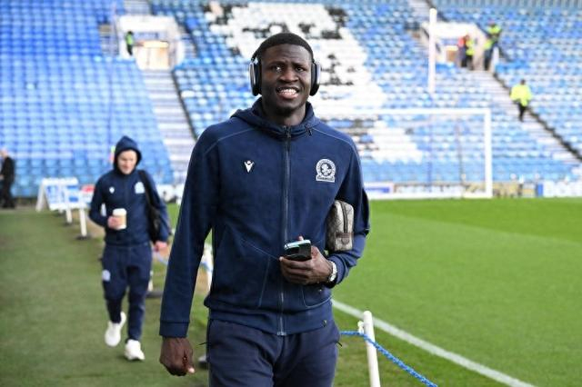 申花28岁新王牌外援来了！合同细节曝光，将挤走阿苏埃or米内罗？|上海申花|鲁迪·盖伊|锋线|拉唐|上海申花足球俱乐部_新浪体育_新浪新闻