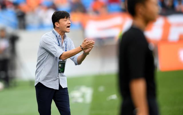 开云入口-中超将上演保级终极PK 谢晖携队上岸要俩旧主助力