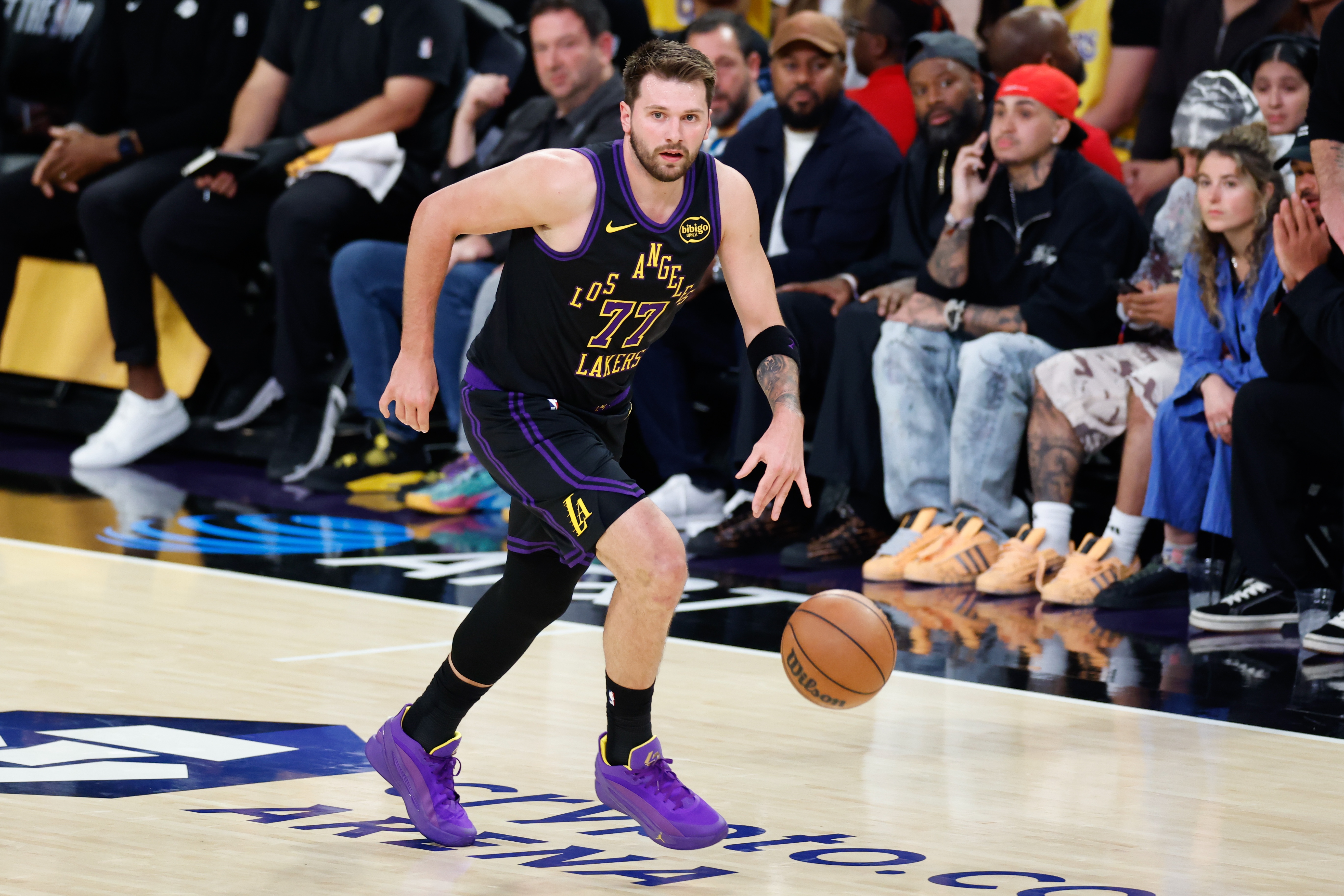 开云官网-东契奇成为本赛季第13位单场50+球员 约基奇2次&掘金3人均为最多